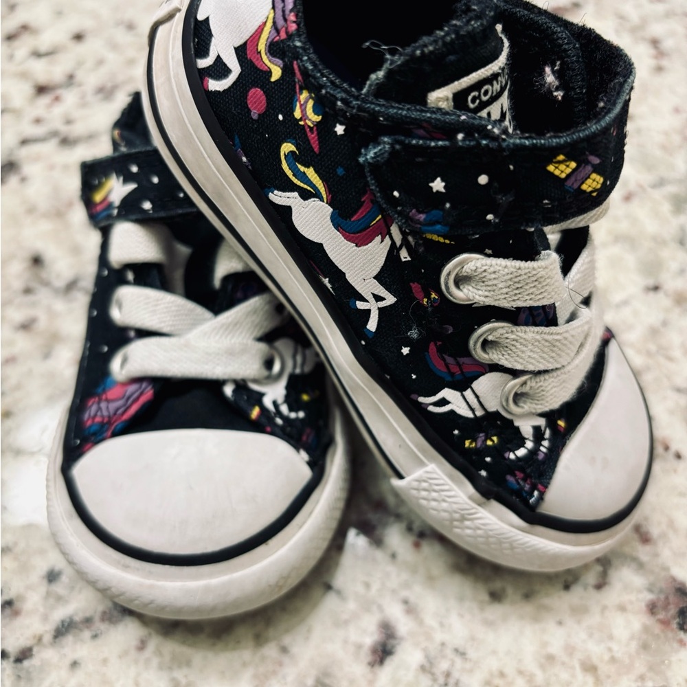 Toddler Converse Chuck Taylor All Star Unicons Hook and Loop 4 us (20 eu)